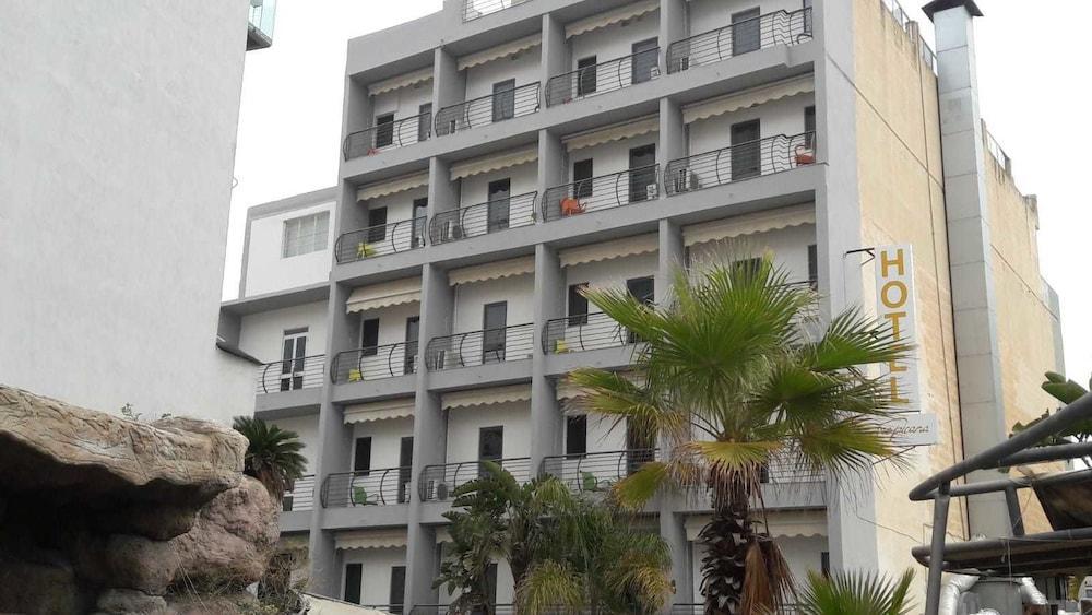 Tropicana Hotel Saint Julian's Eksteriør billede